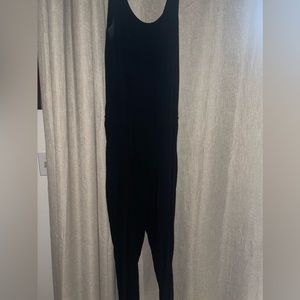 Black Romper sleeveless size M American Living with Pockets